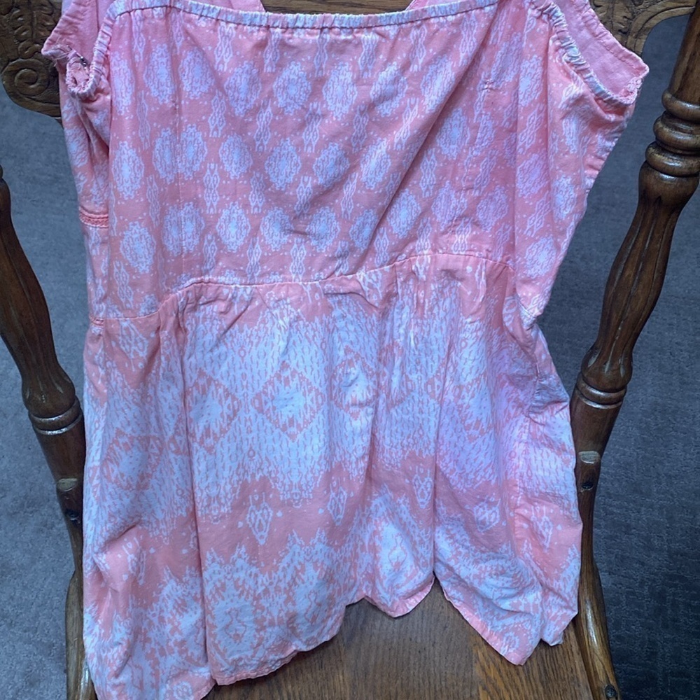 2/$20 Romy Sleeveless Strappy V-Neck Top Medium Summer Feminine Coquette - Picture 3 of 8